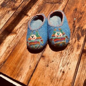 Kids Wool Slippers size 11 1/2